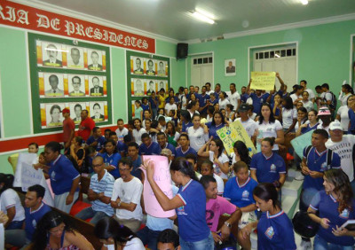 Manifestantes ocupam a Câmara e pressionam vereadores a votarem requerimentos - FOTO Divulgação Gute Mandinga