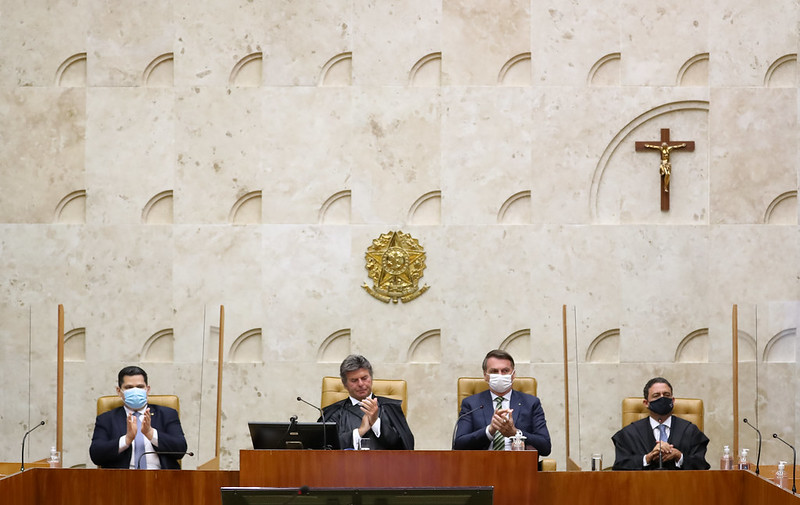 Supremo Tribunal Federal Ao Lado De Bolsonaro Fux Defende Vacina E