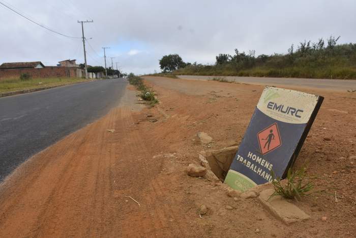 Corredor Perimetral Obras Voltam Ao Abandono E O Mato Cresce Na Zona