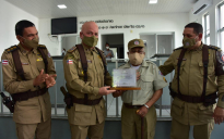 Homenagem na Bahia | mais antigo membro da Polícia Militar, Cabo Geraldo é agraciado em Ipiaú