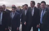 Vídeo no Twitter: no Aeroporto Glauber Rocha, ACM Neto chama Rui Costa de “raivoso e recalcado”