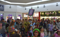 Momento de Alegria | Bailinho de Carnaval atrai foliões de todas as idades ao Shopping Conquista Sul